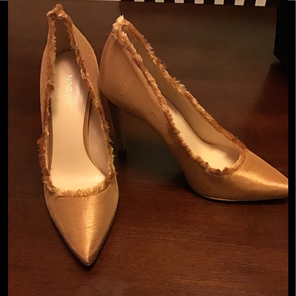 👠👠👠Ladies heels 👠 HOST PICK!!!👠👠👠
